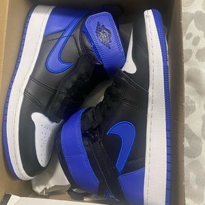 Air Jordan 1 Hi Fly Ease. GS size 5Y.